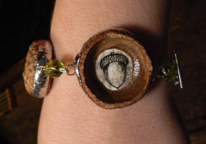 Wrist acornpic 